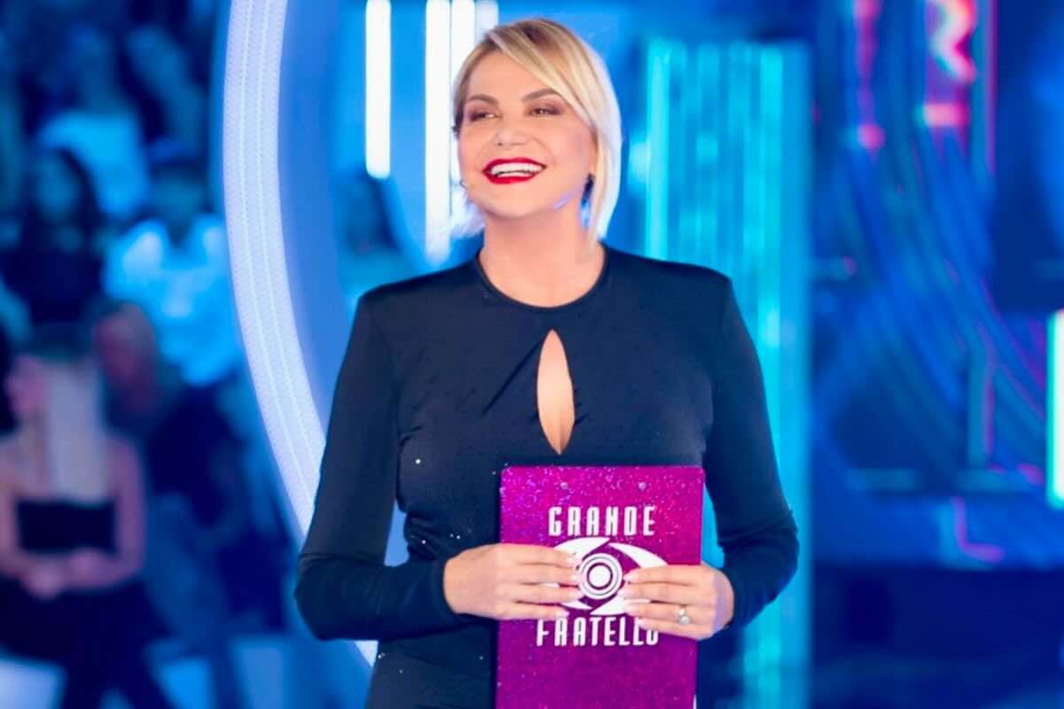 gf di simona ventura a rischio flop per mediaset
